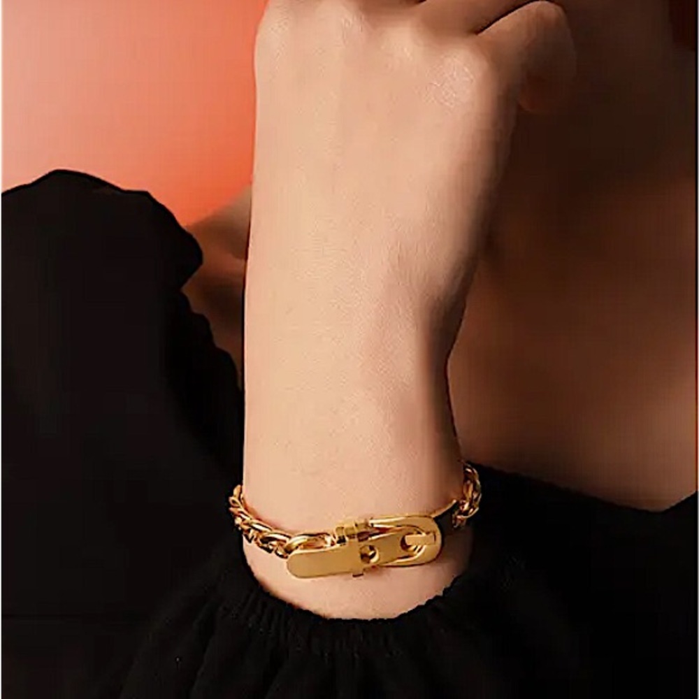 Gold Link Choker Necklace and Bracelet Set - Picture 9 of 14